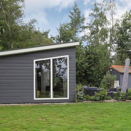 Landelijk Chalet 87 Oosterwolde  Bagian luar foto